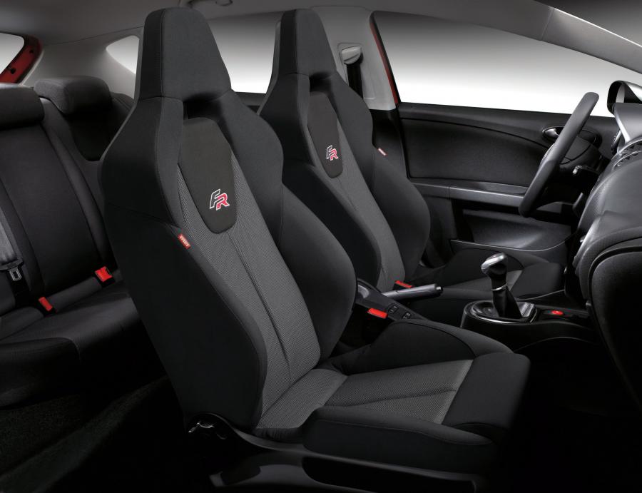 Seat Leon FR 2006 года  (фото 2 из 57)